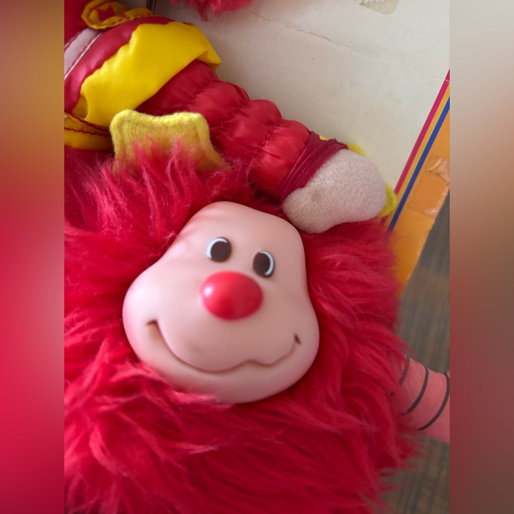 Rainbow Red Butler & Romeo Plush Doll Set - Red and Yellow Accents 2003 - Picture 11 of 13